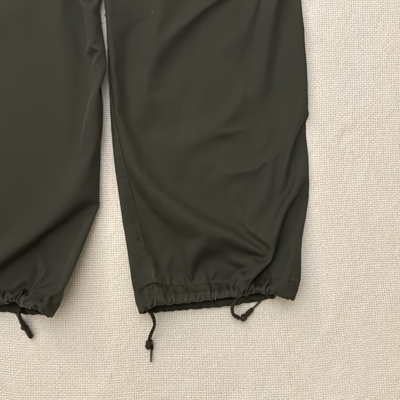 Bushline Outdoor Cargo Pants - Picture 13 of 14